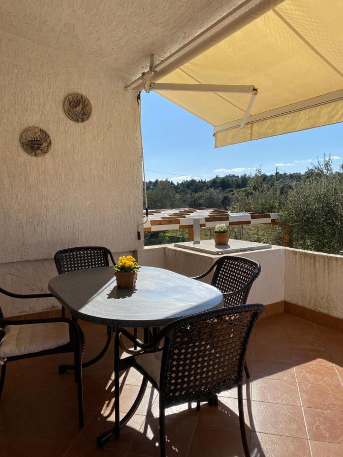 דירות Beautiful Island House אוגייאן מראה חיצוני תמונה
