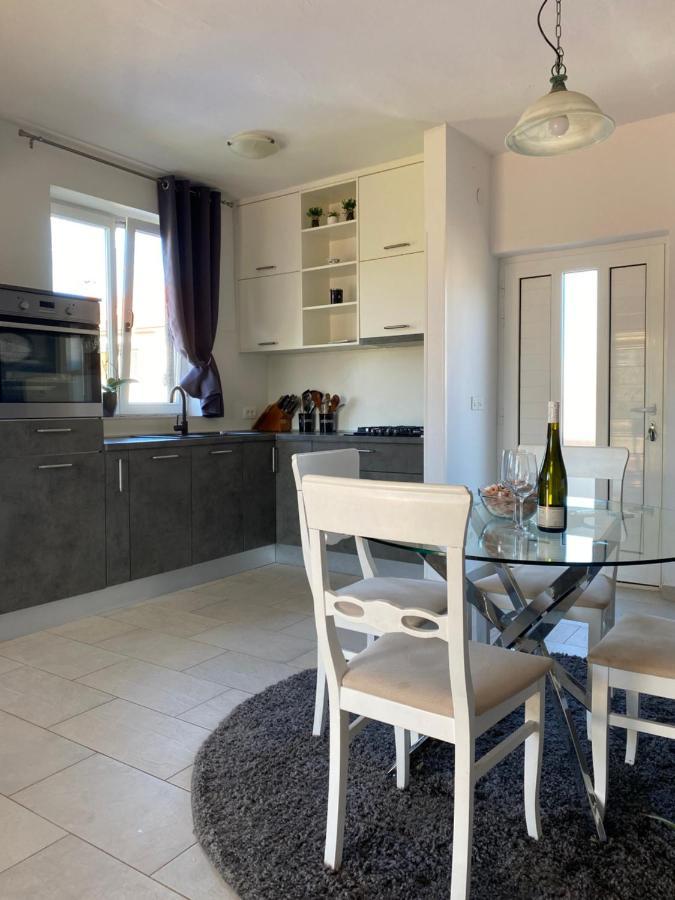 דירות Beautiful Island House אוגייאן מראה חיצוני תמונה