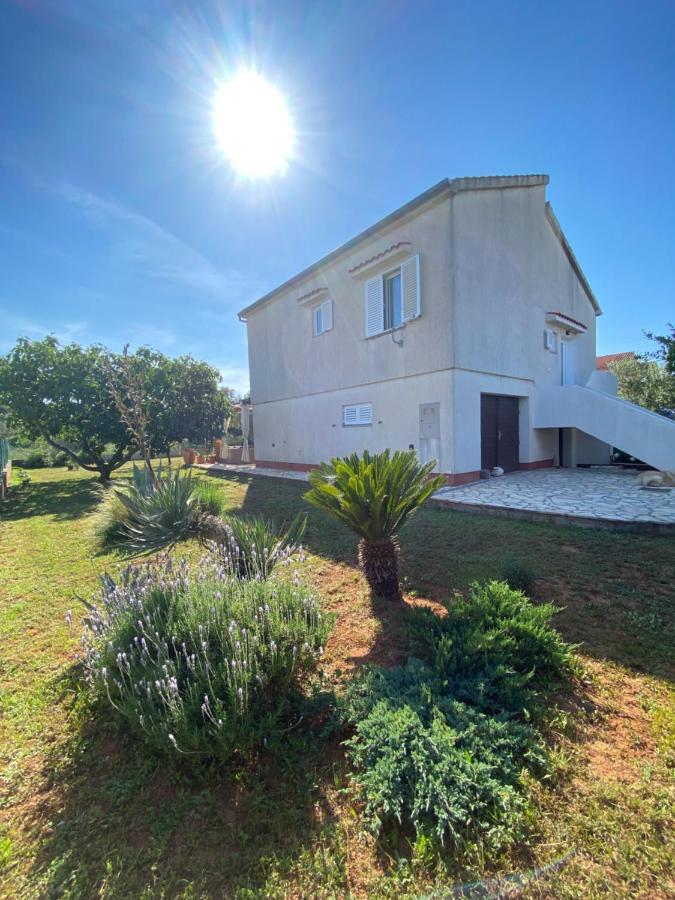 דירות Beautiful Island House אוגייאן מראה חיצוני תמונה