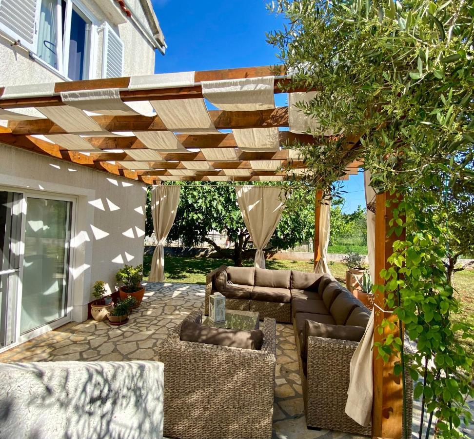 דירות Beautiful Island House אוגייאן מראה חיצוני תמונה